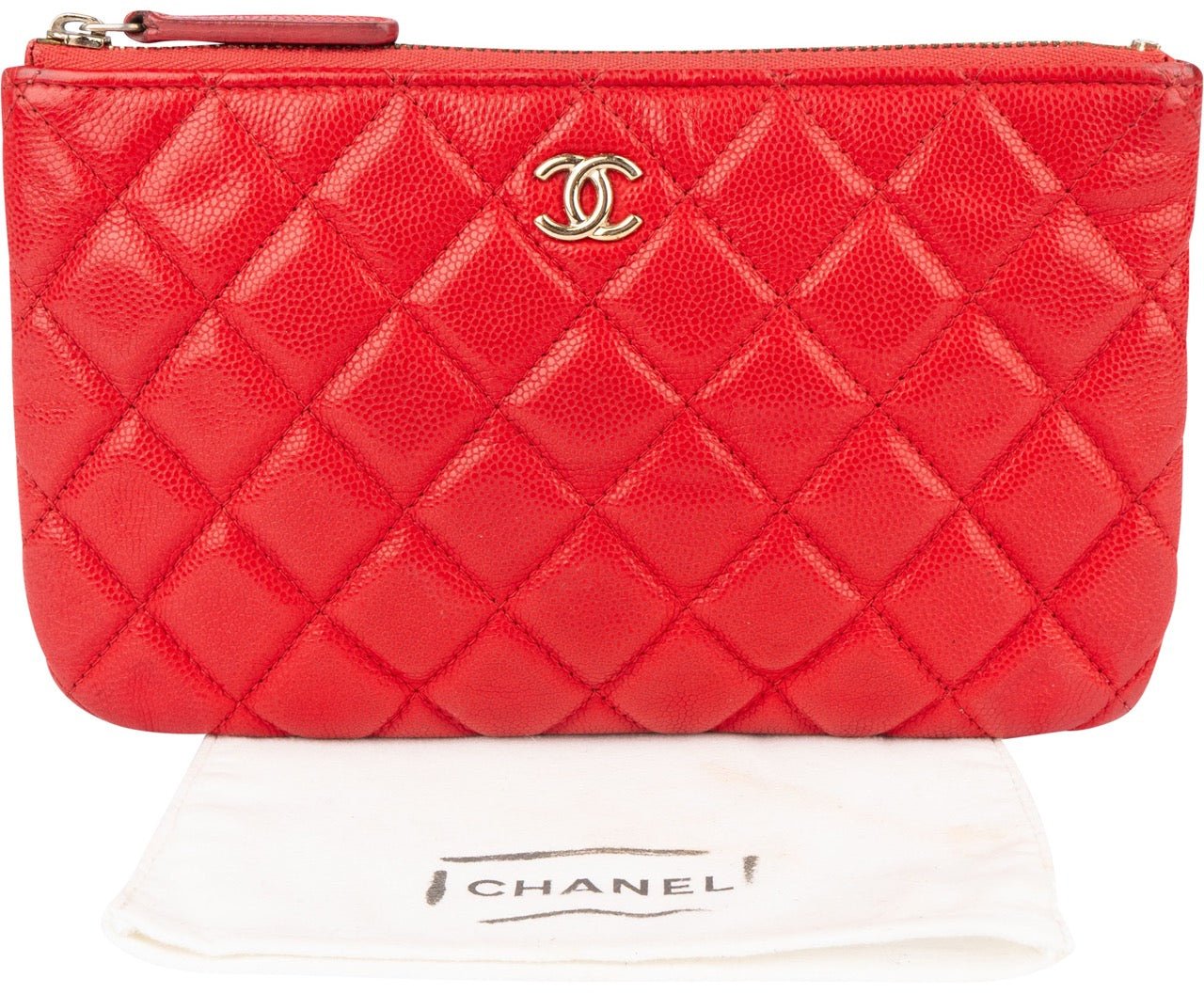Chanel Quilted Caviar Leather CC Pouch Rood