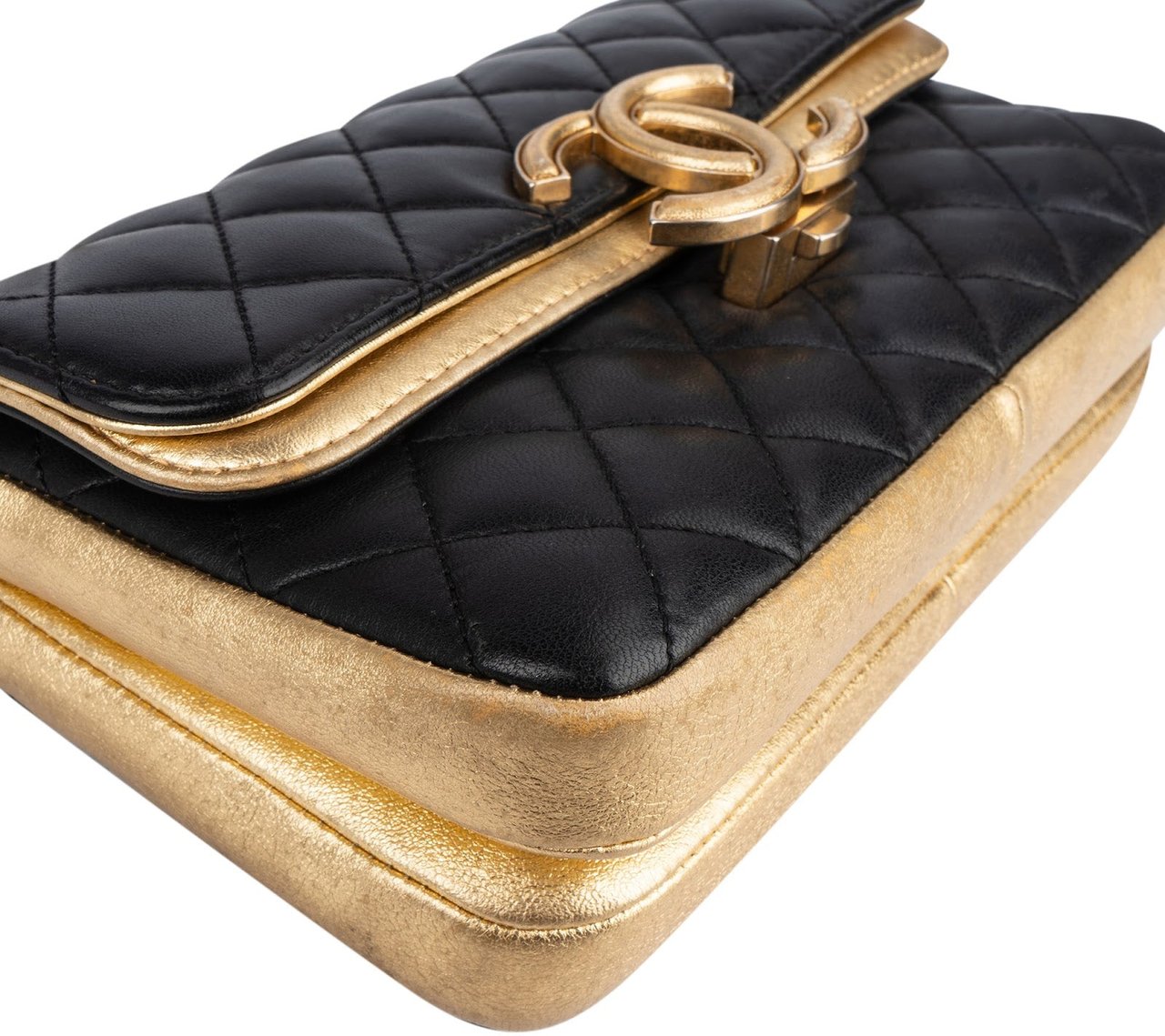 Chanel Quilted Lambskin and Metallic Leather Double Flap Crossbody Bag Zwart