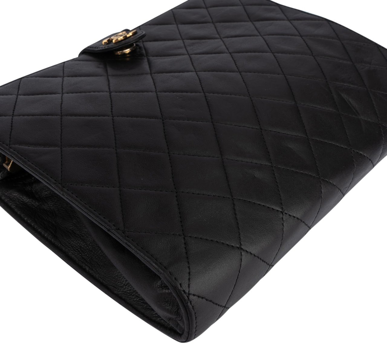 Chanel Chanel Quilted Lambskin 24K Gold Vintage Crossbody Bag Zwart