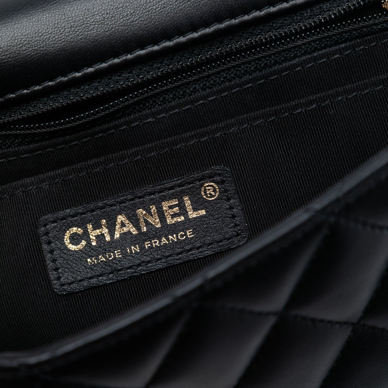 Chanel Quilted Calfskin Bolero de Chanel Flap Zwart