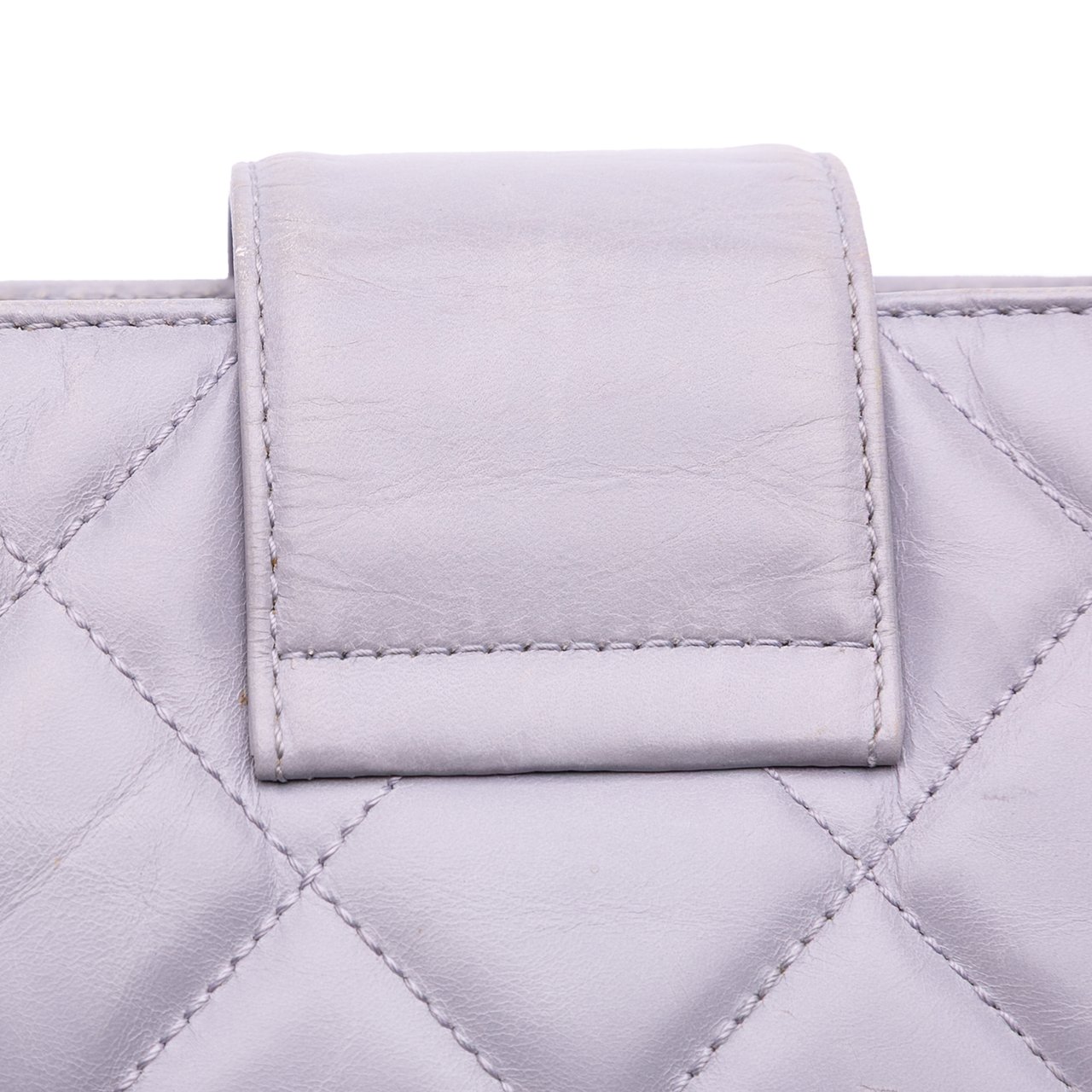 Chanel Quilted Glazed Calfskin Coco Pleats Chain Clutch Paars