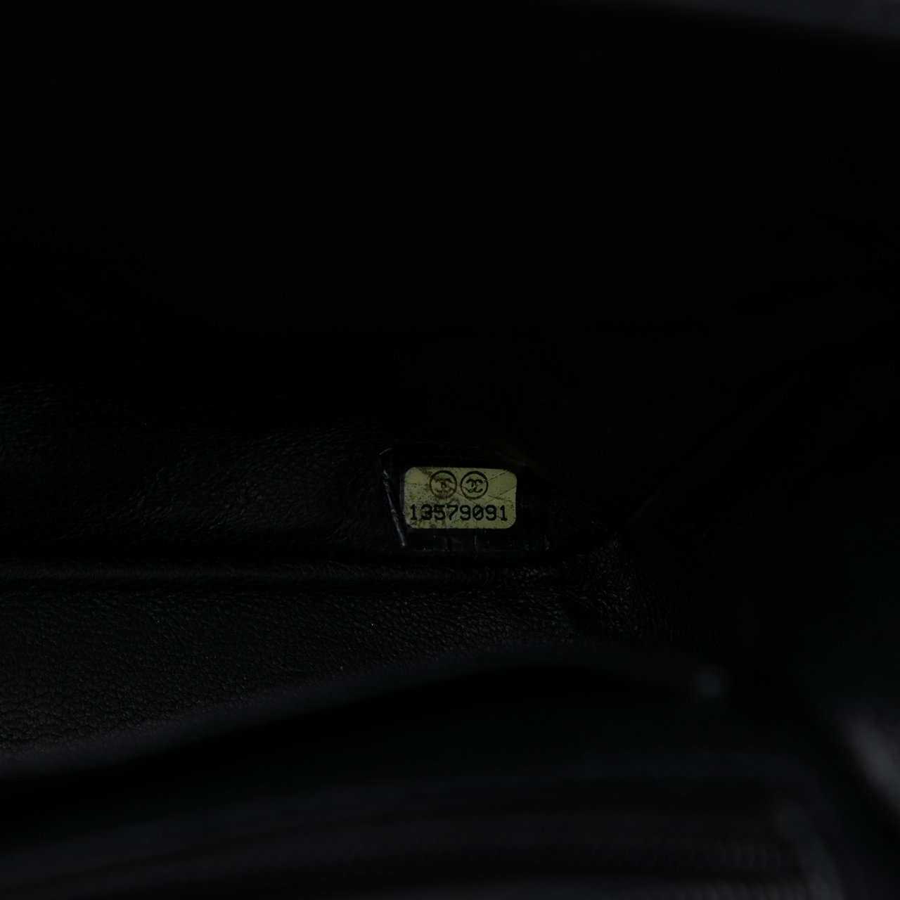 Chanel Jumbo Classic Caviar Single Flap Zwart