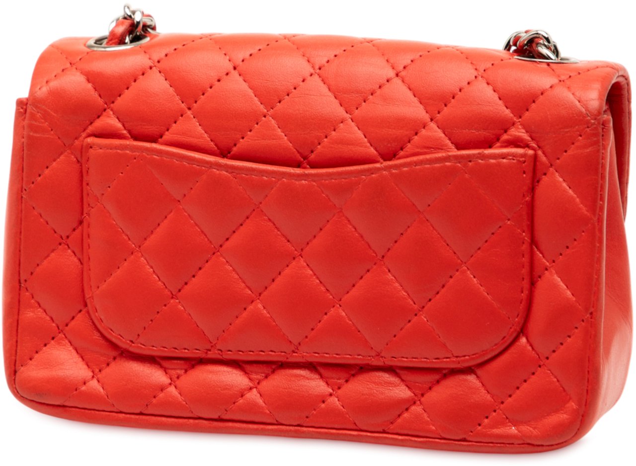 Chanel Extra Mini Quilted Lambskin Ladybug Flap Rood