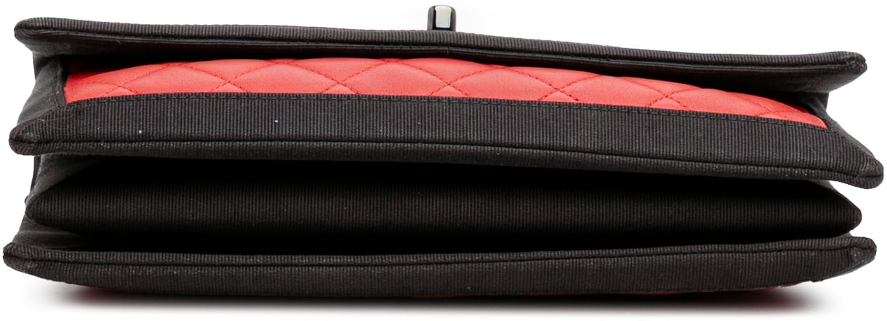 Chanel Medium Quilted Lambskin Grosgrain Two Tone Flap Rood