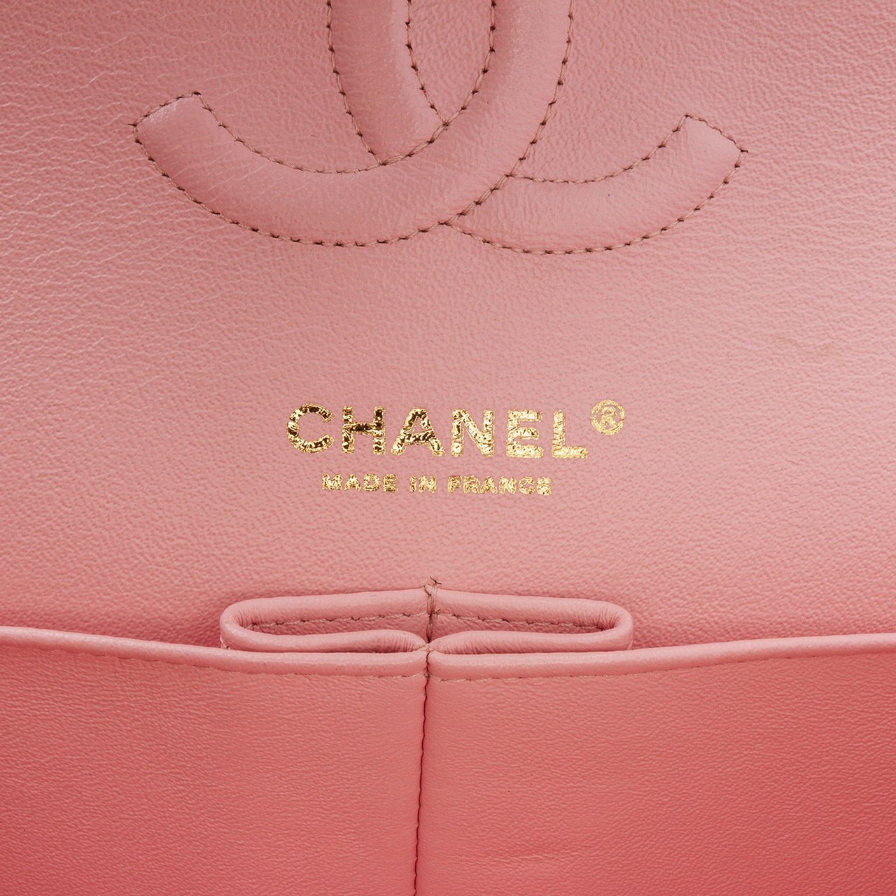 Chanel Medium Classic Boucle Tweed Double Flap Roze