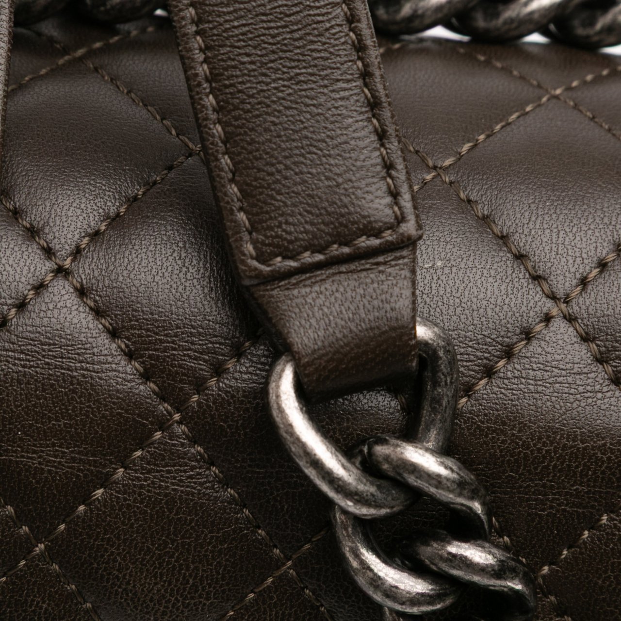 Chanel Large Quilted Lambskin Boy Flap Bruin