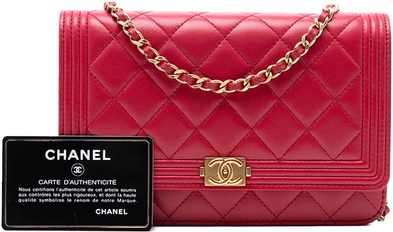 Chanel Quilted Lambskin Boy Wallet On Chain Rood