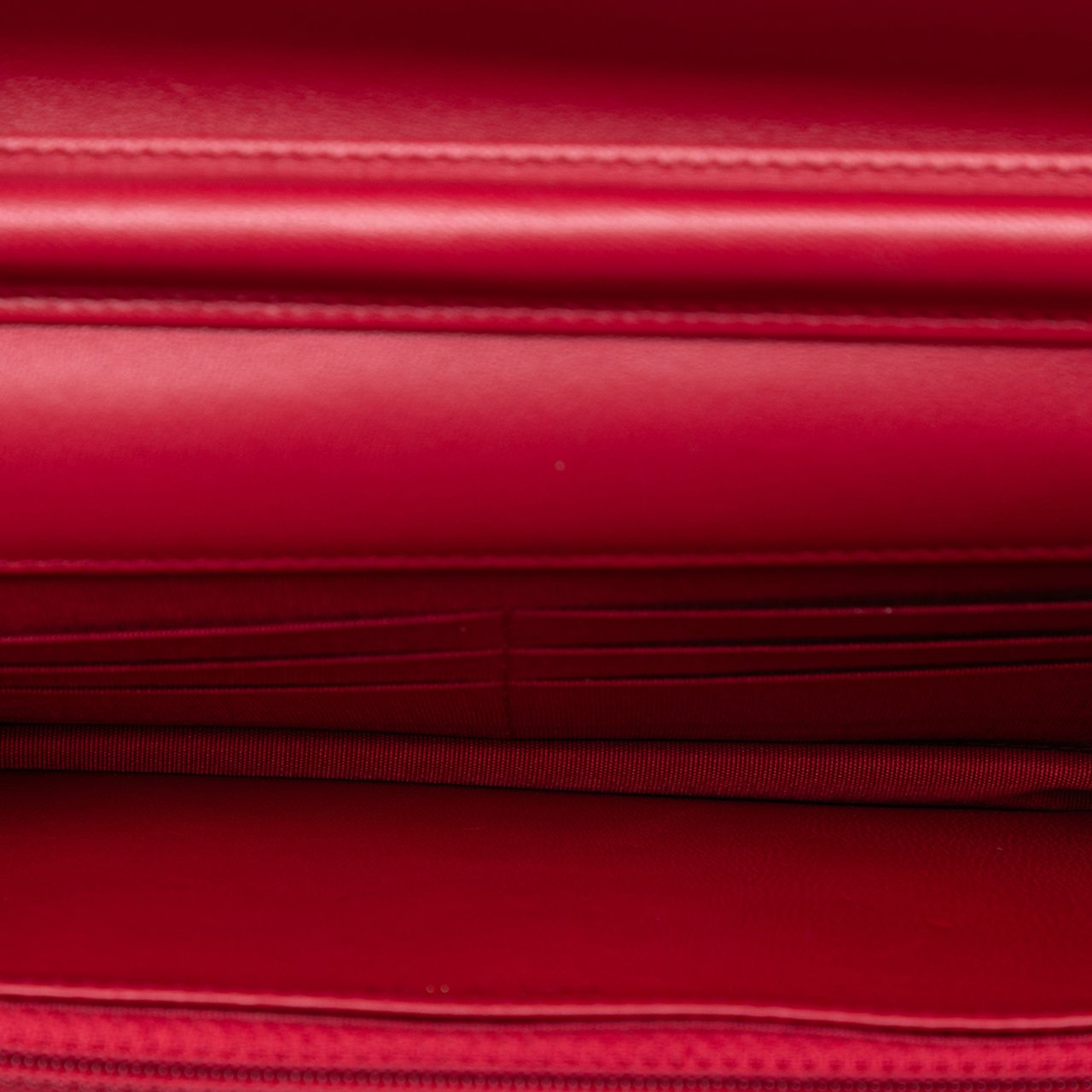 Chanel Quilted Lambskin Boy Wallet On Chain Rood