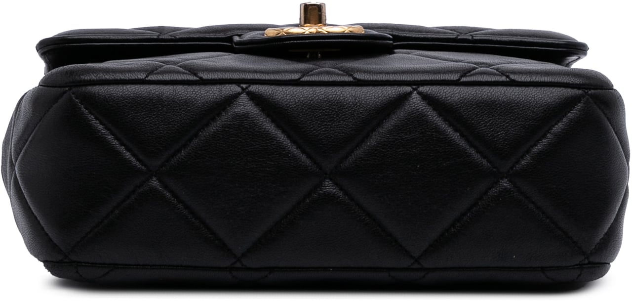 Chanel Mini Square Quilted Lambskin Bijoux Logo Chain Flap Zwart