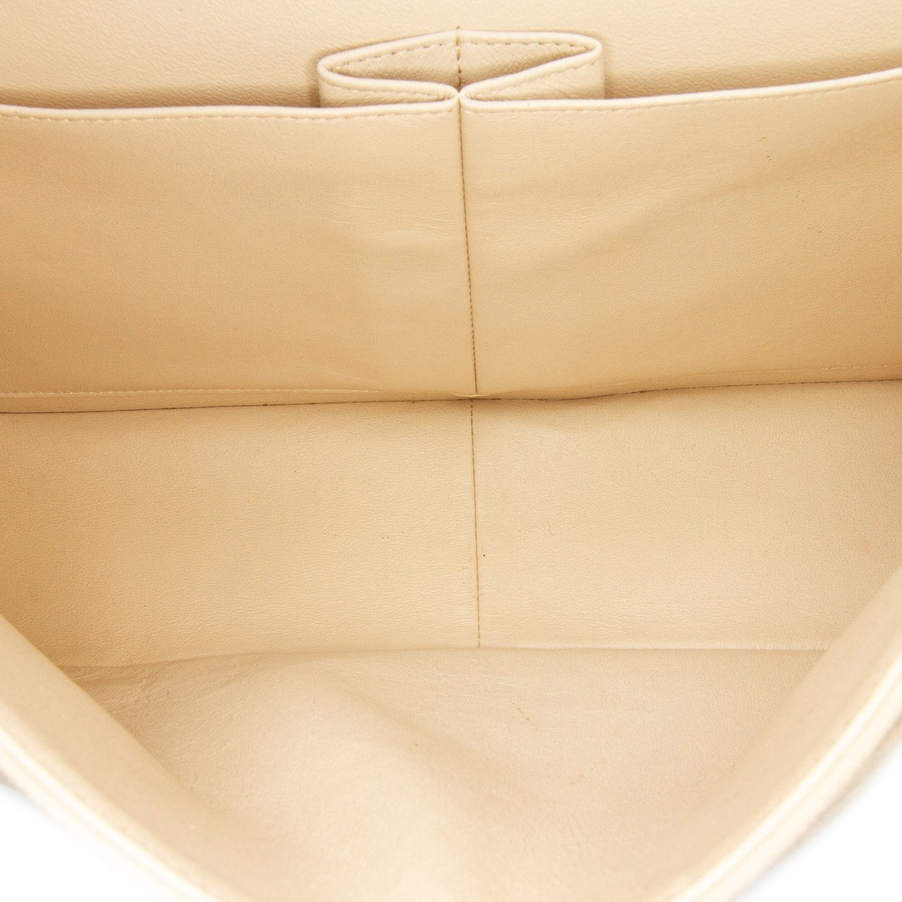 Chanel Jumbo Classic Caviar Double Flap Bruin