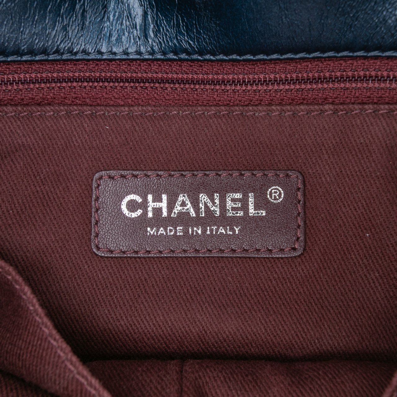 Chanel Medium Quilted Glazed Calfskin Coco Pleats Flap Blauw