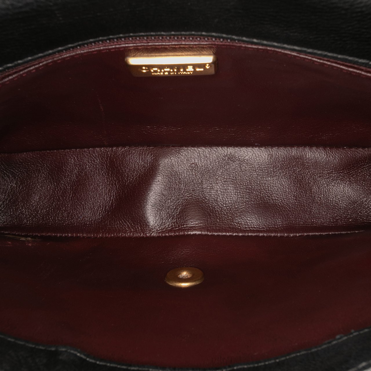Chanel Quilted Calfskin Rock The Corner Flap Zwart