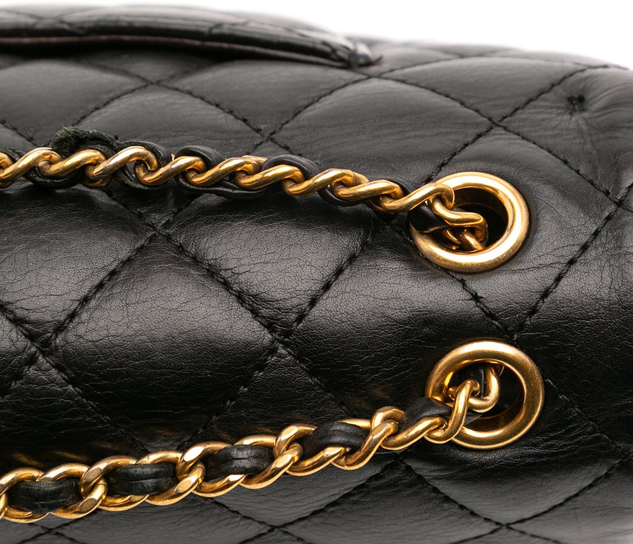 Chanel Quilted Calfskin Rock The Corner Flap Zwart