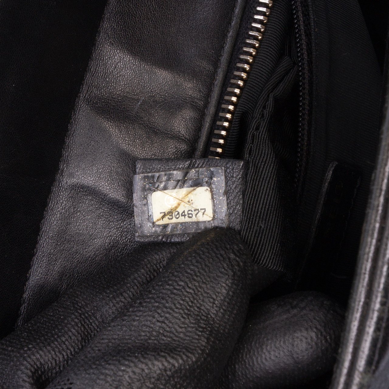 Chanel CC Lambskin Chocolate Bar Tote Zwart