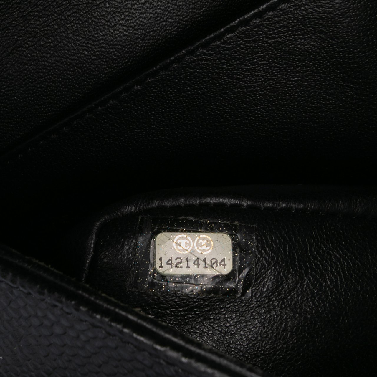 Chanel Medium Classic Caviar Double Flap Zwart
