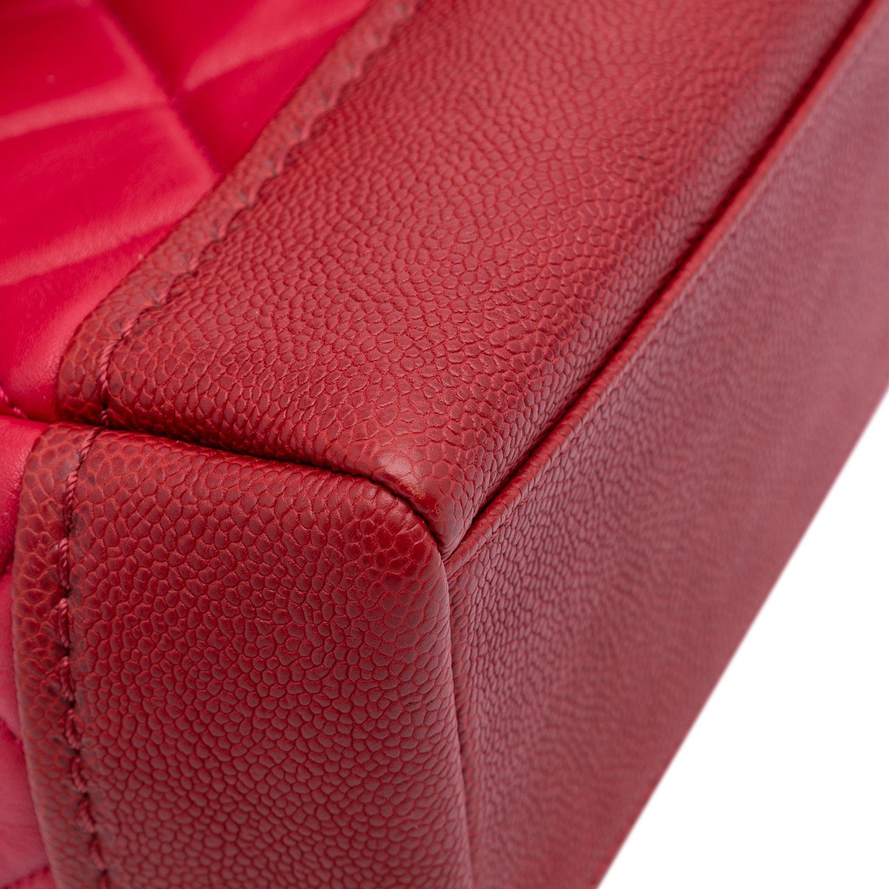 Chanel Medium Quilted Lambskin and Caviar Bi Coco Flap Rood