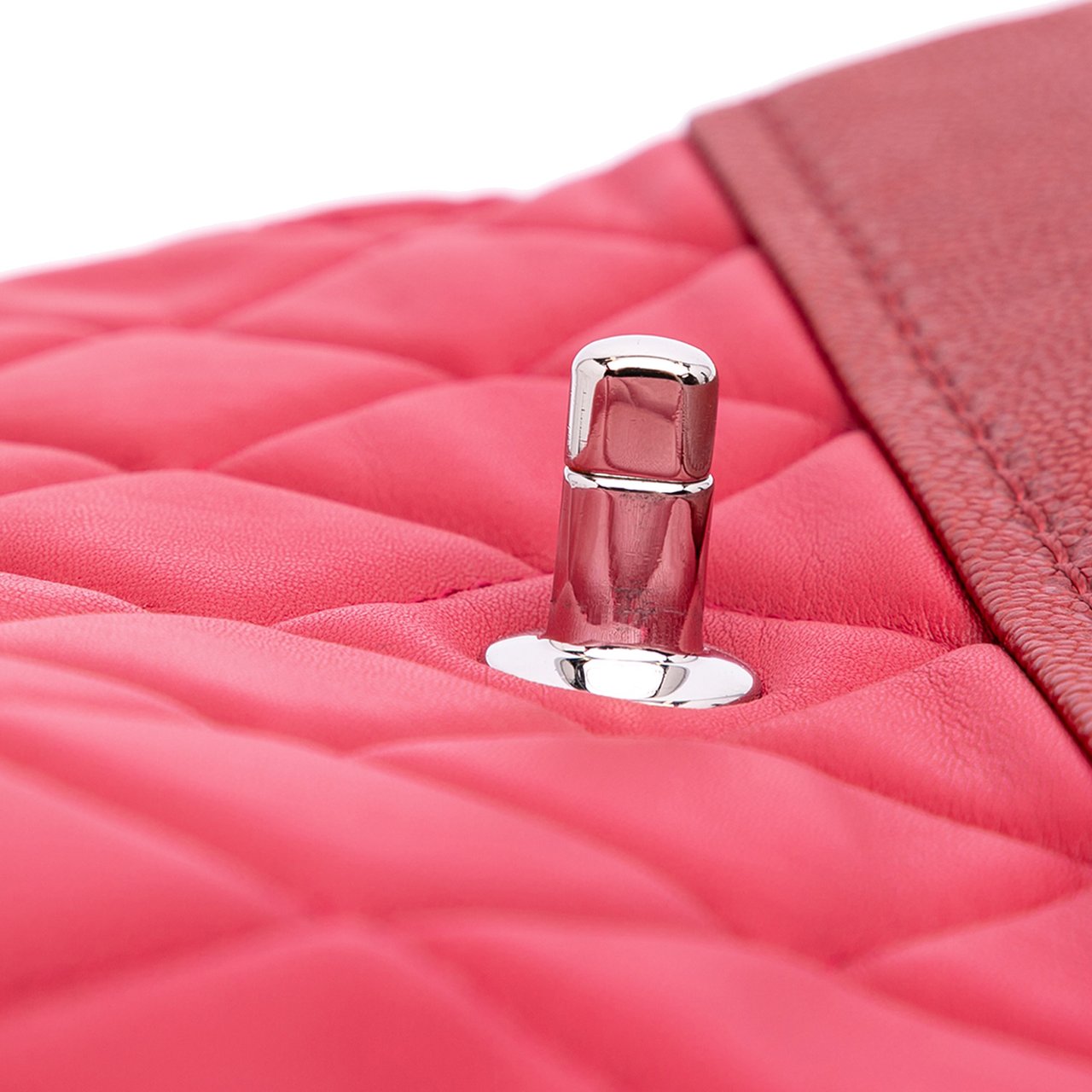 Chanel Medium Quilted Lambskin and Caviar Bi Coco Flap Rood