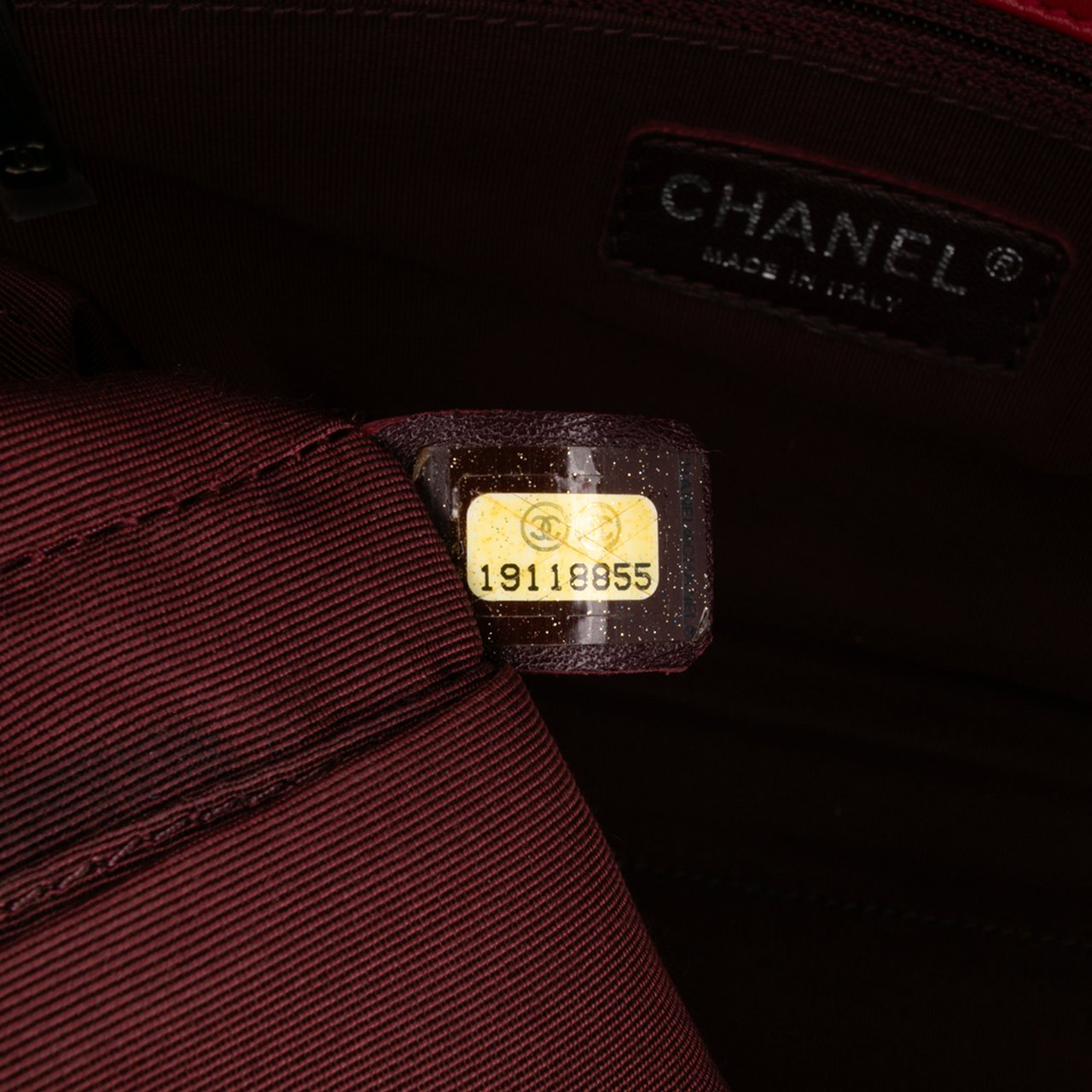 Chanel Medium Quilted Lambskin and Caviar Bi Coco Flap Rood