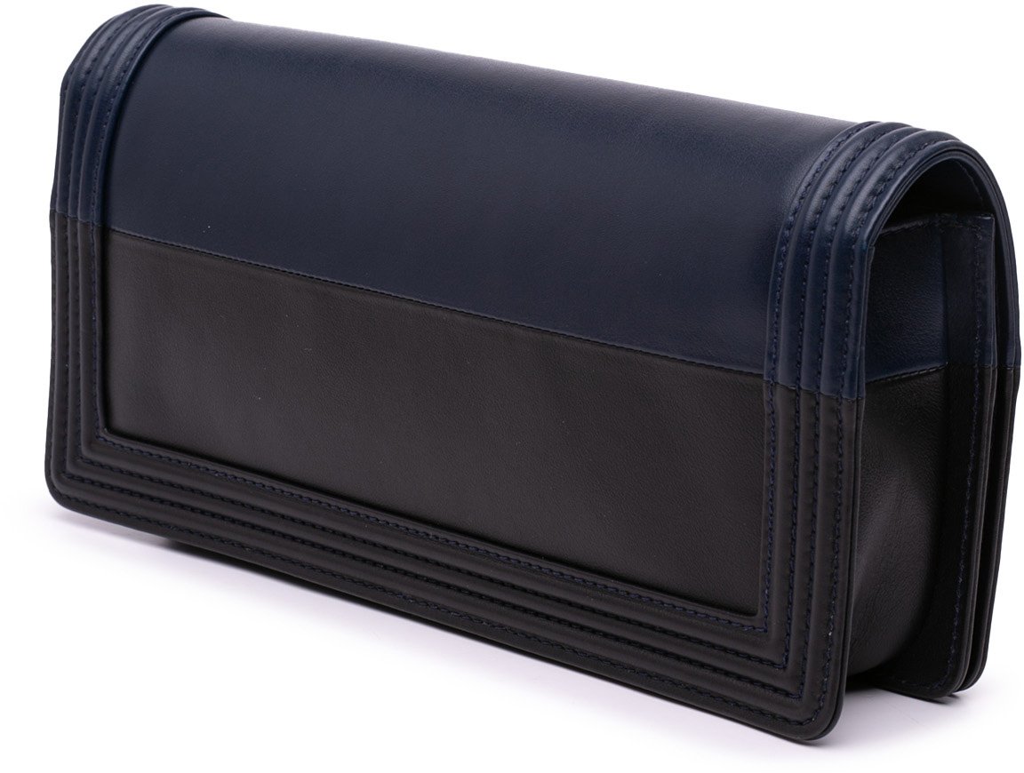 Chanel Bicolor Lambskin Boy Clutch Zwart