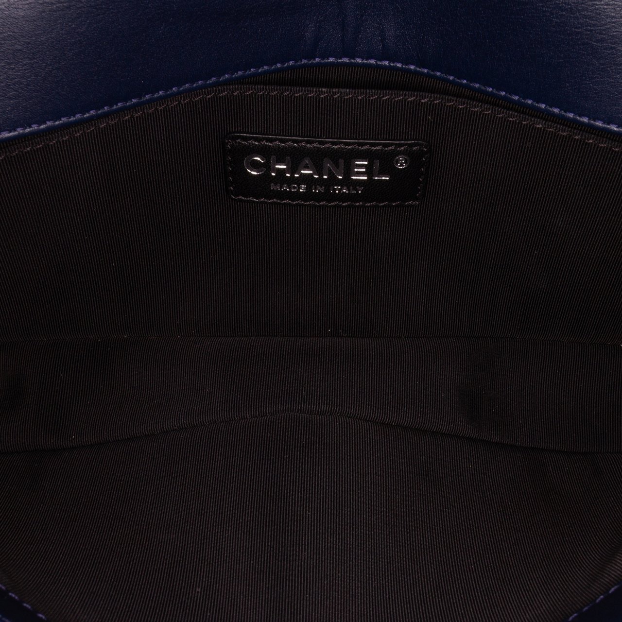 Chanel Bicolor Lambskin Boy Clutch Zwart