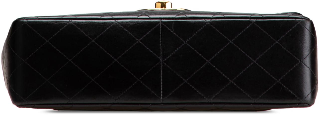 Chanel Jumbo XL Classic Lambskin Single Flap Zwart