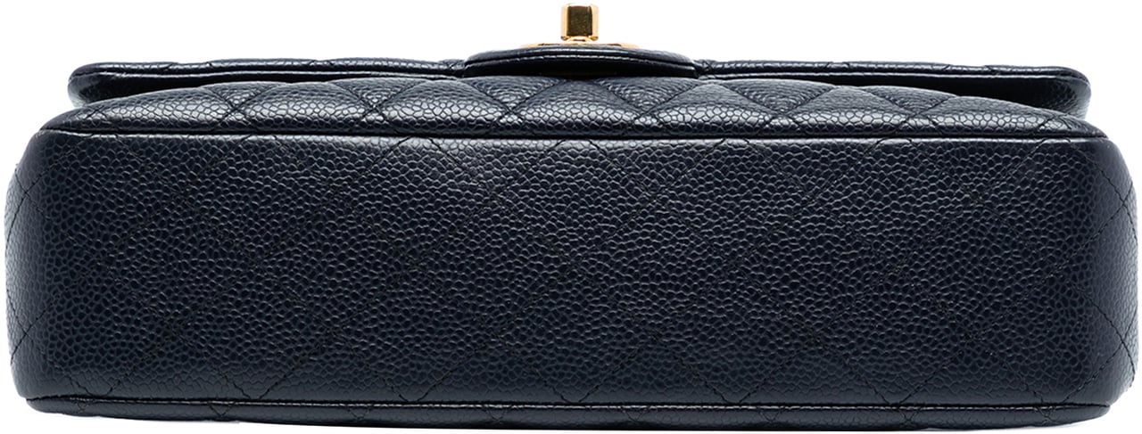 Chanel Medium Classic Caviar Double Flap Blauw