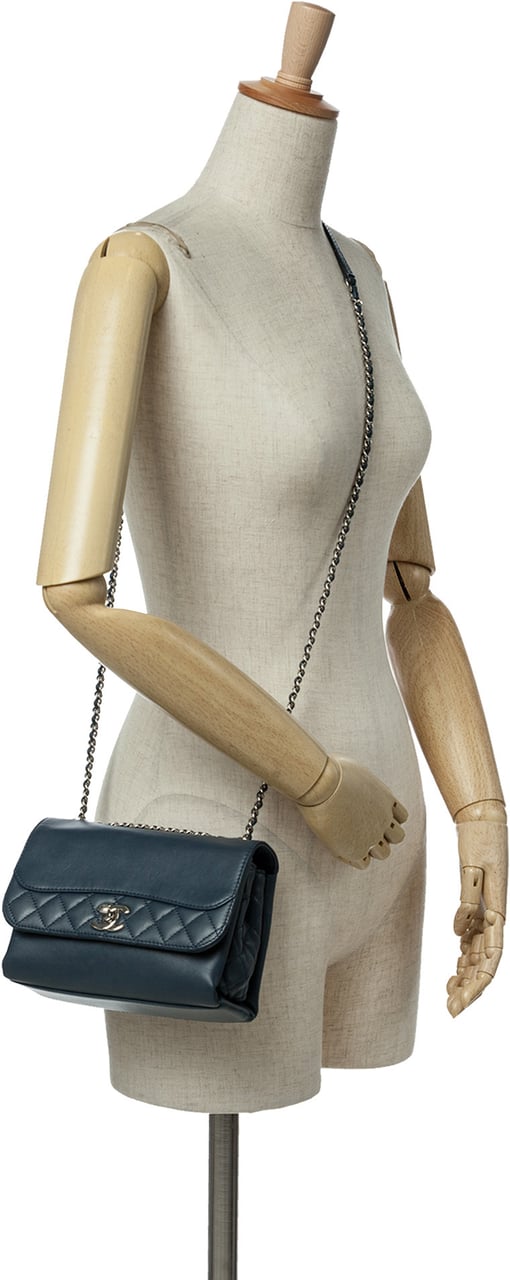 Chanel Mini Calfskin Tramezzo Flap Blauw