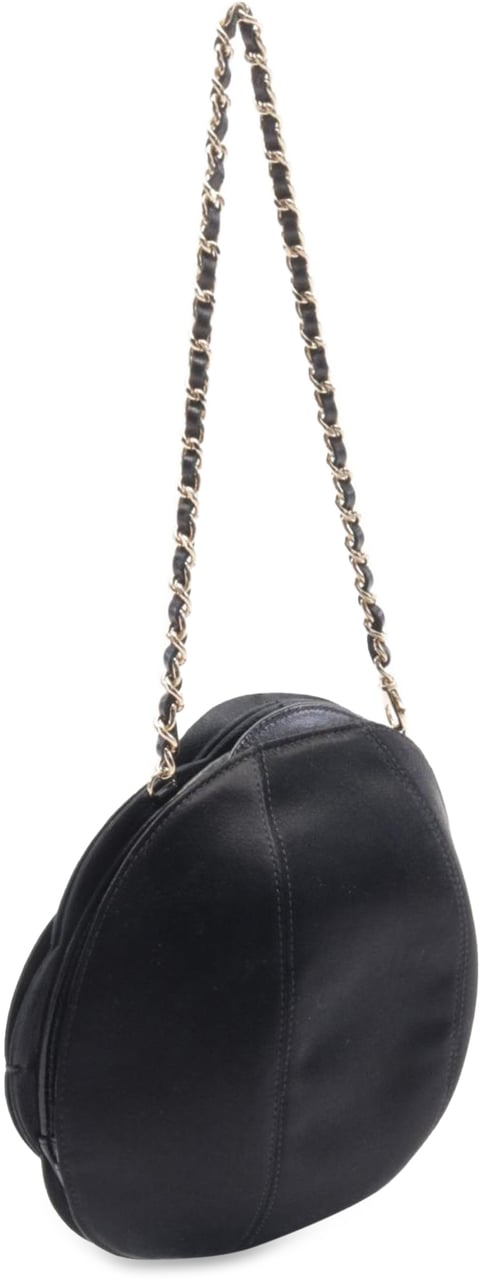 Chanel Lambskin and Satin Camellia Flower Evening Bag Zwart