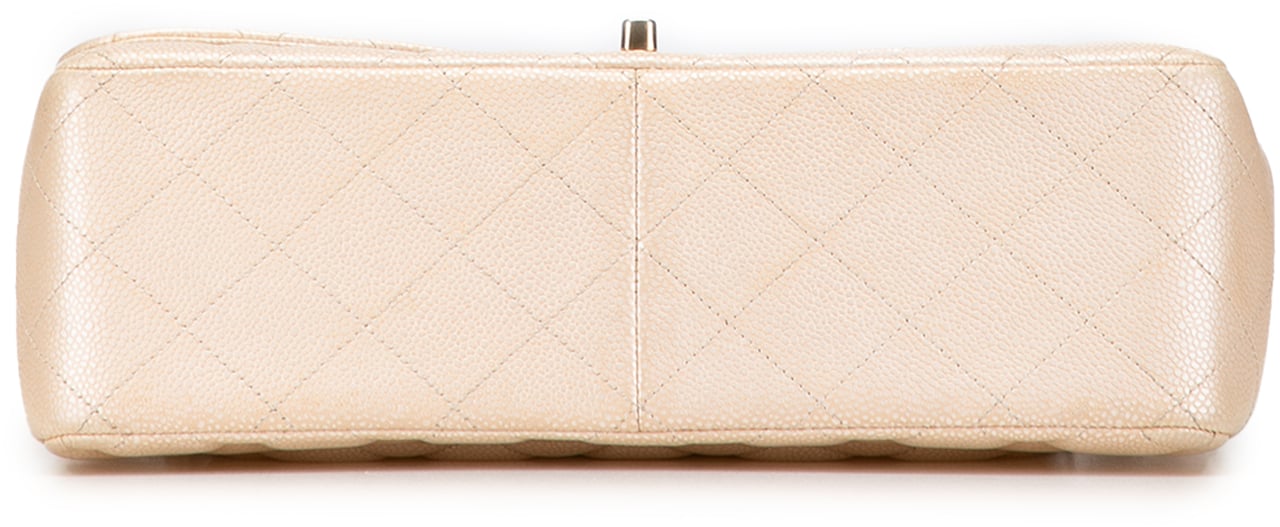 Chanel Jumbo Classic Iridescent Caviar Double Flap Goud