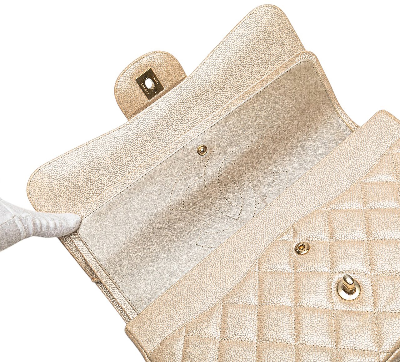 Chanel Jumbo Classic Iridescent Caviar Double Flap Goud