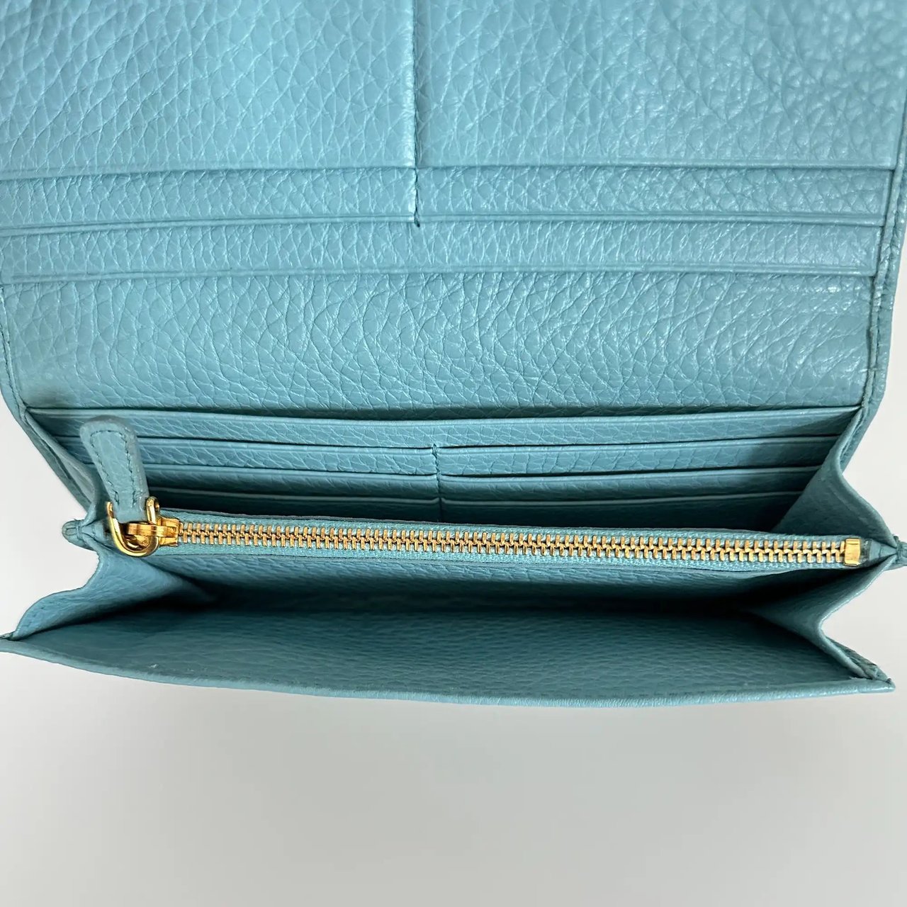 Chanel Prada Vitello Daino wallet Anice (turquoise) 1M1132 / very good Groen