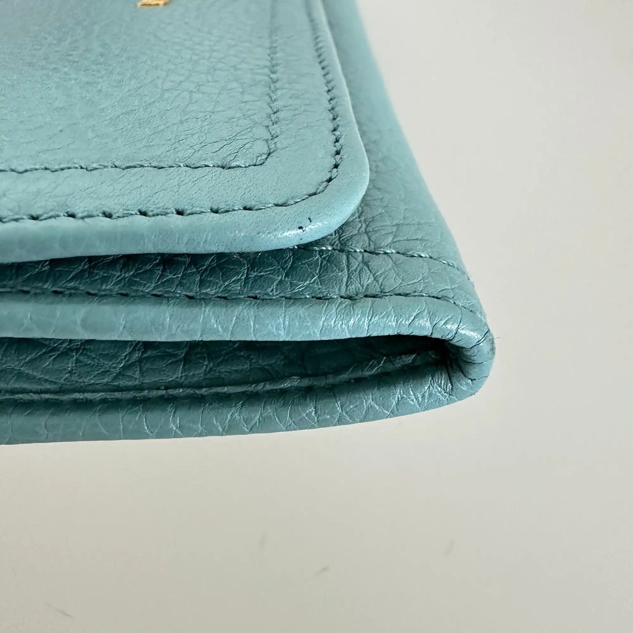 Chanel Prada Vitello Daino wallet Anice (turquoise) 1M1132 / very good Groen
