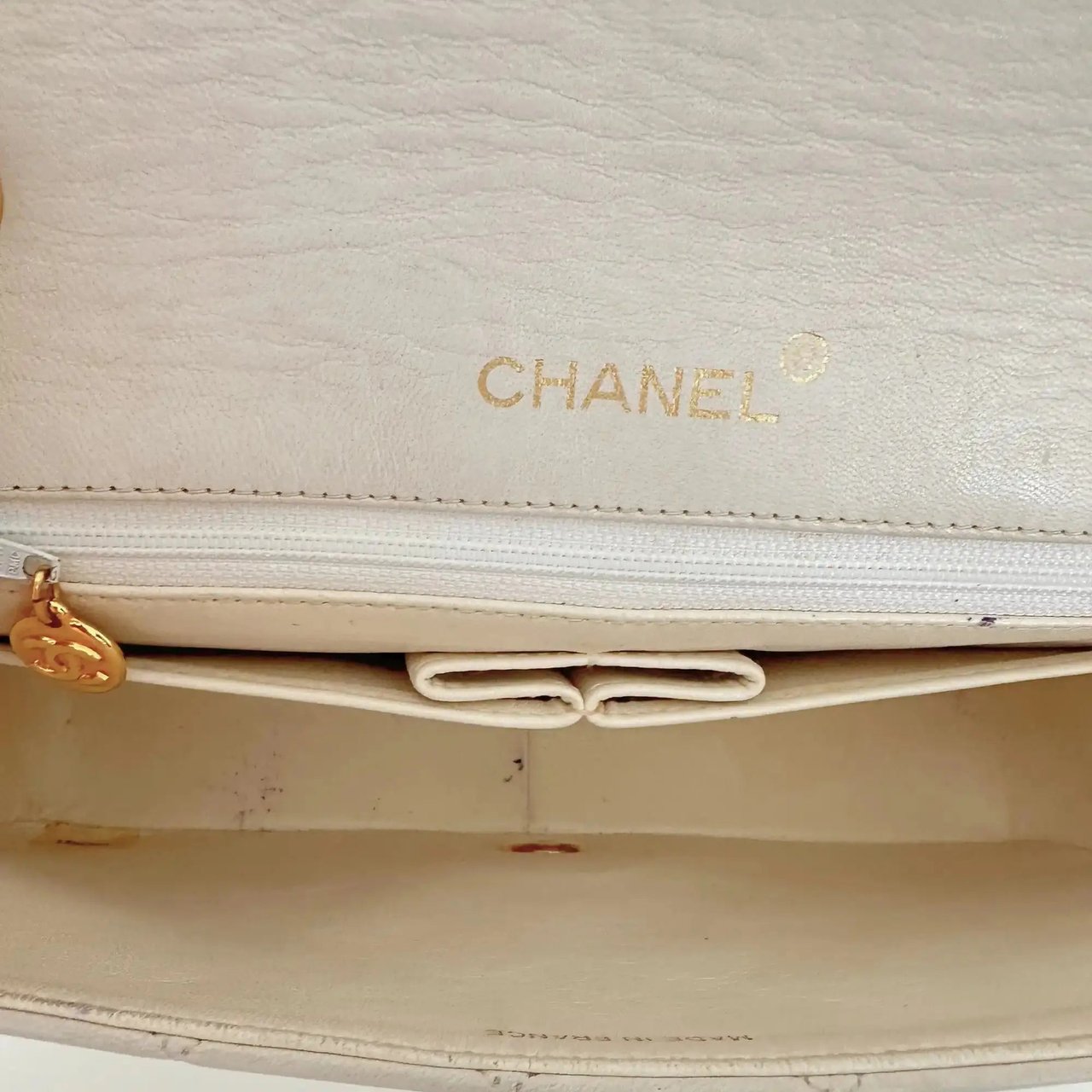 Chanel Chanel Timeless Single Flap Small white lambskin leather vintage / good Wit