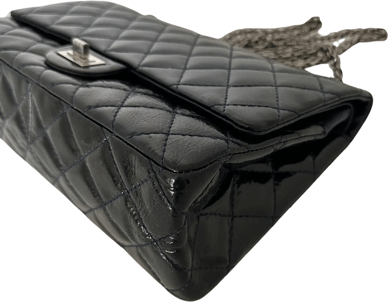 Chanel Chanel 2.55 Reissue 226 Medium Double Flap Bag Metallic Calfskin Dark Blue / Very Good Wit