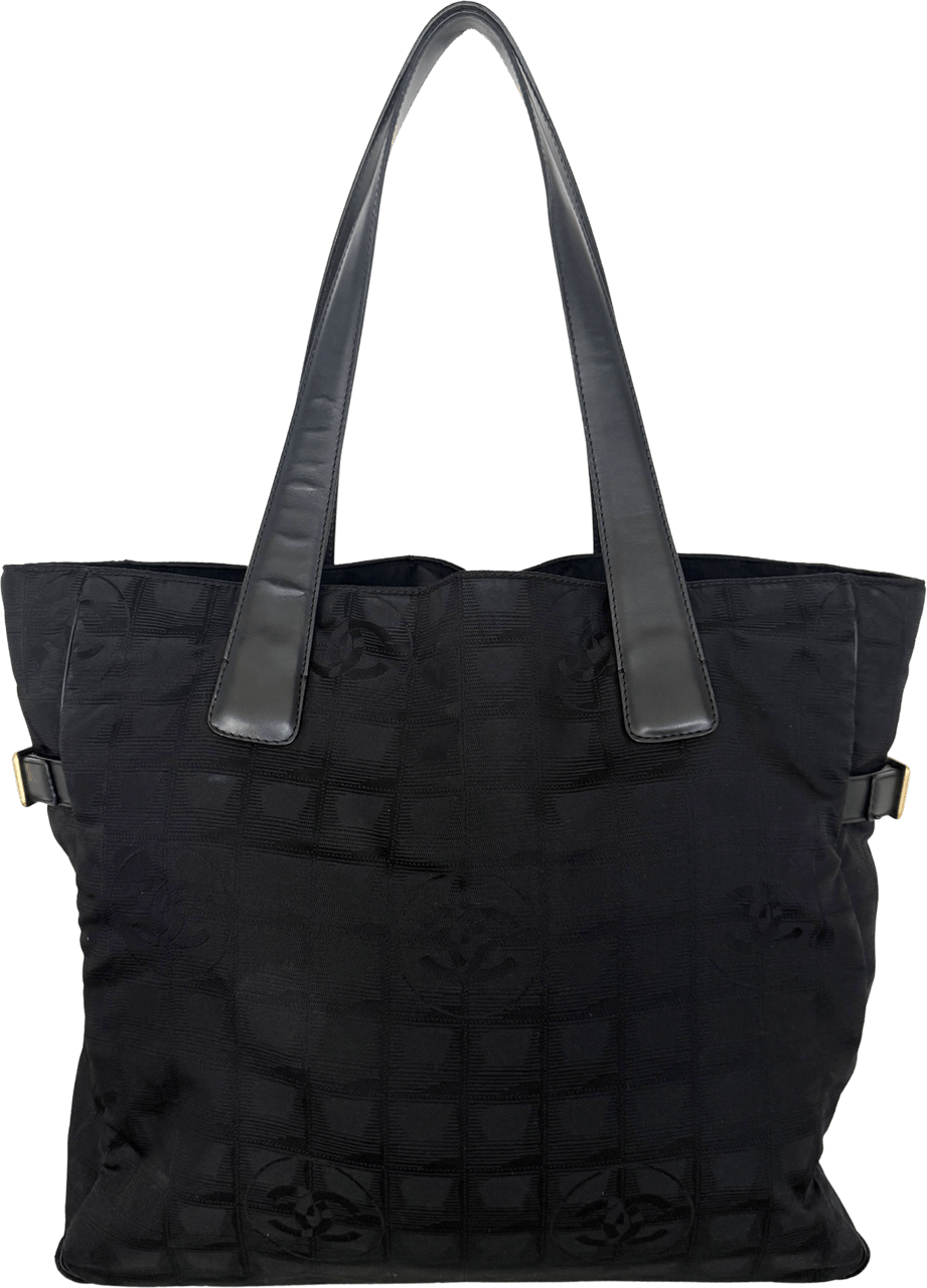 Chanel Chanel New Travel Line Tote Bag Black / very good Zwart