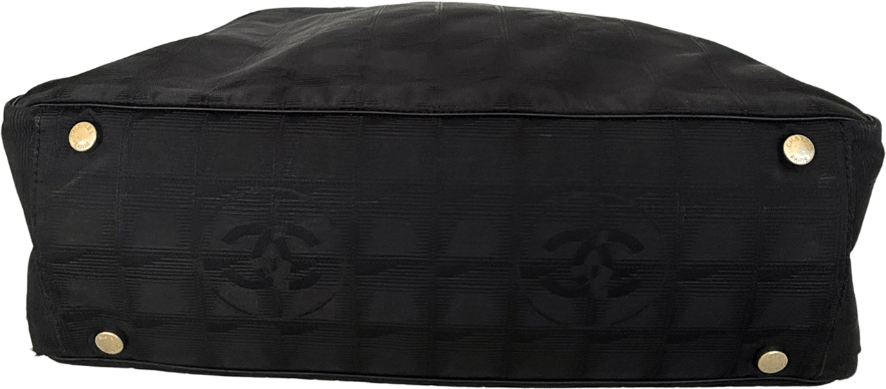Chanel Chanel New Travel Line Tote Bag Black / very good Zwart