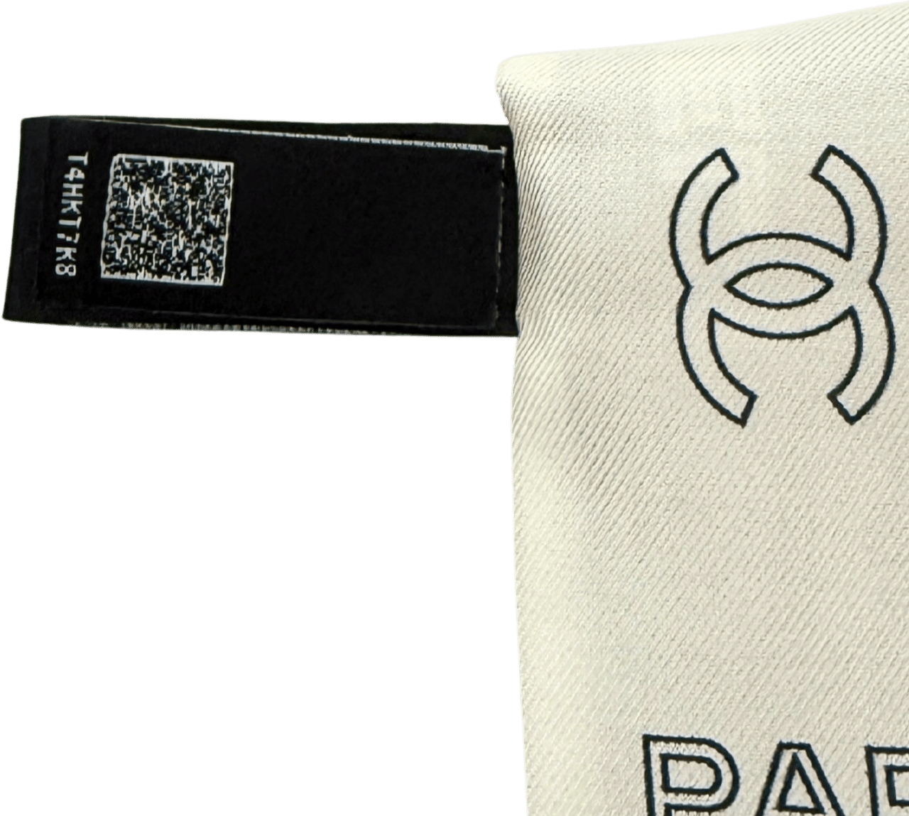 Chanel Chanel Monogram Classic silk scarf Zwart