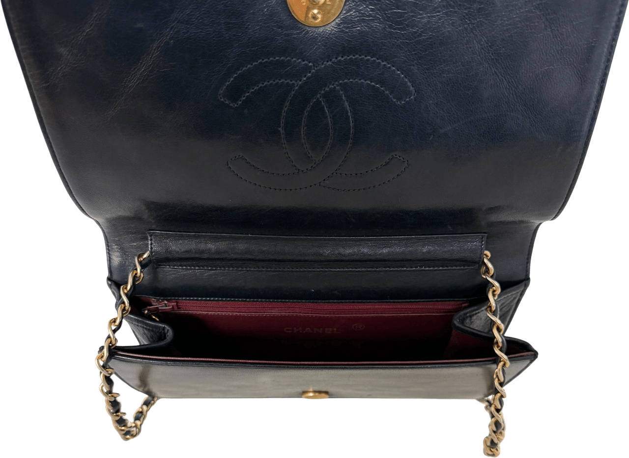 Chanel Chanel Timeless Wallet on Chain WOC Lambskin Black / good Zwart