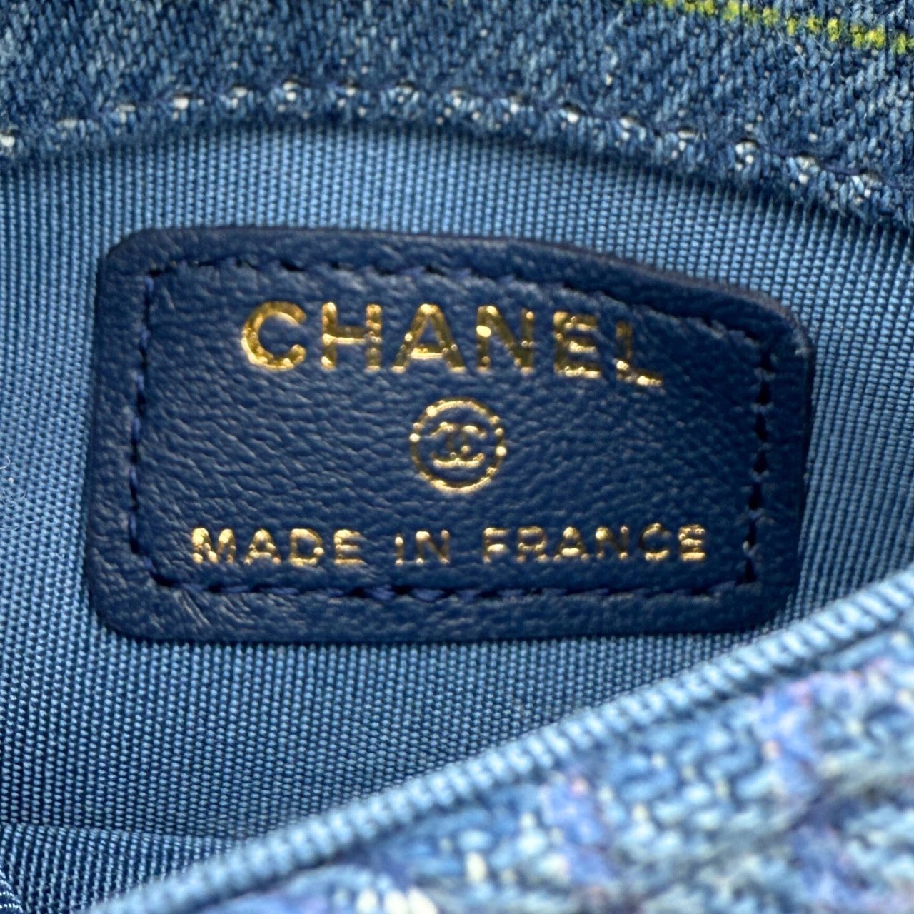 Chanel Chanel Mini Wallet on Chain Denim Blau / neuwertig Blauw