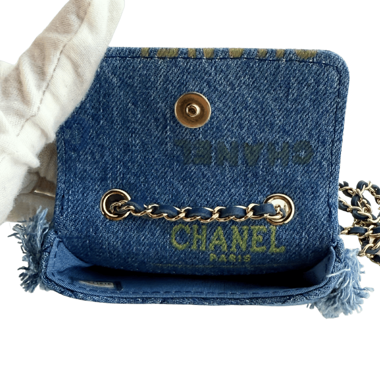 Chanel Chanel Mini Wallet on Chain Denim Blau / neuwertig Blauw