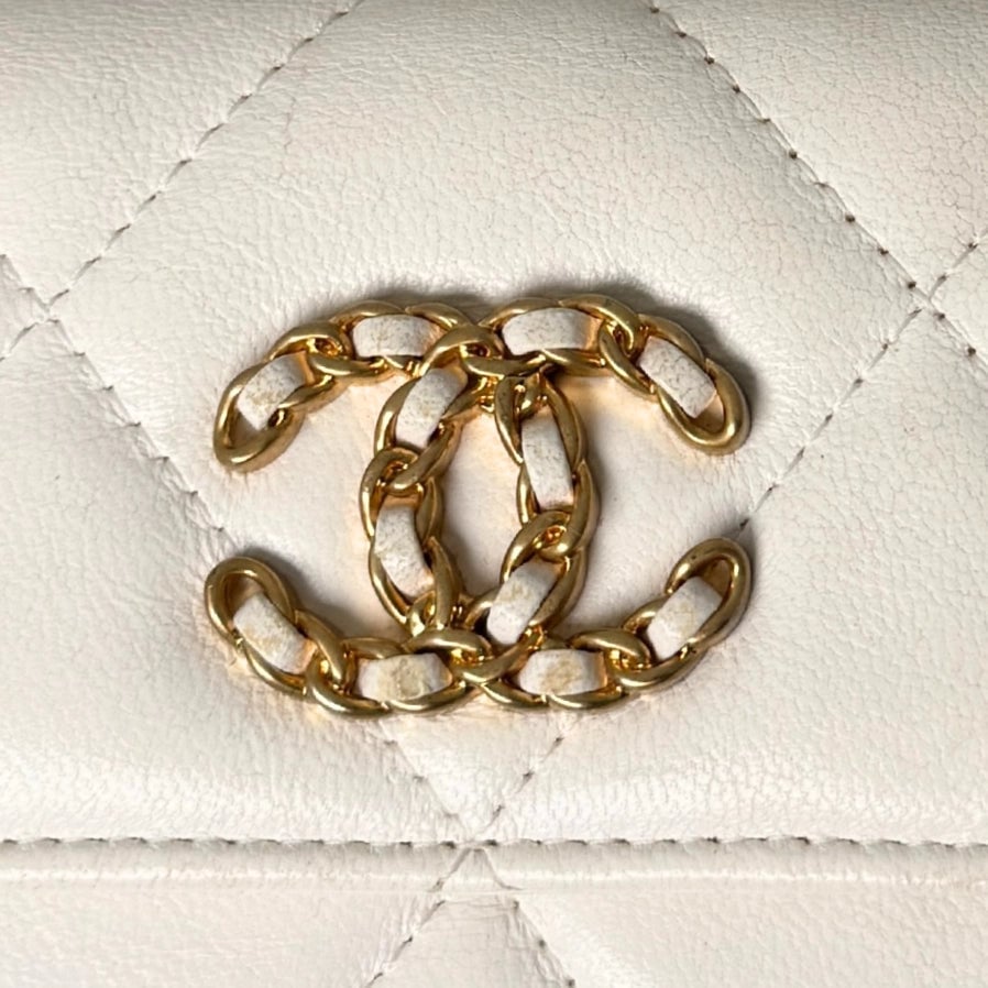 Chanel Chanel 19 Flap Coin Wallet on Chain Weiß Fullset / gut Wit