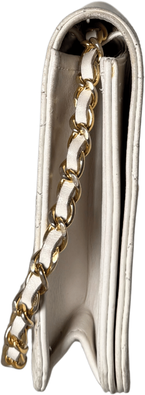 Chanel Chanel Timeless Wallet on Chain WOC Weiß / gut Wit