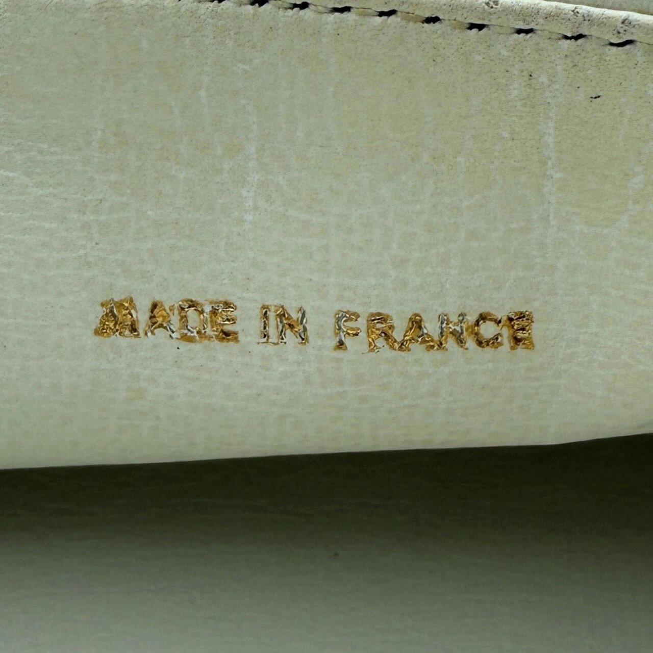 Chanel Chanel Timeless Wallet on Chain WOC Weiß / gut Wit