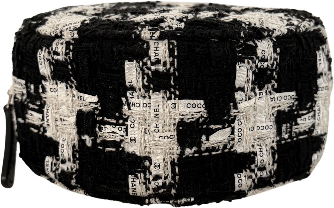 Chanel Chanel Round As Earth Tweed Crossbody Bag Schwarz / neuwertig Zwart