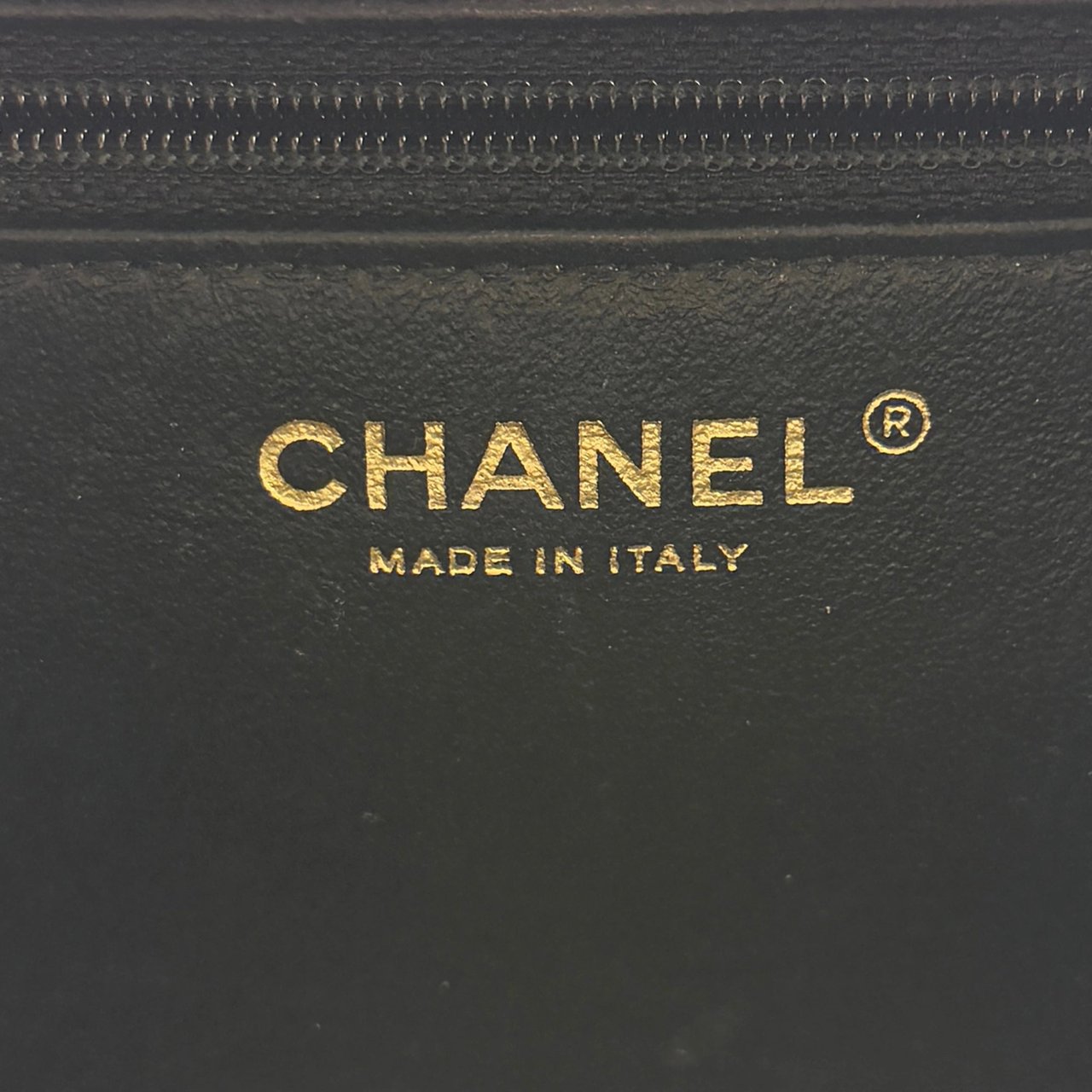 Chanel Chanel CC Filigree Vanity Case Large Leder schwarz / sehr gut Zwart
