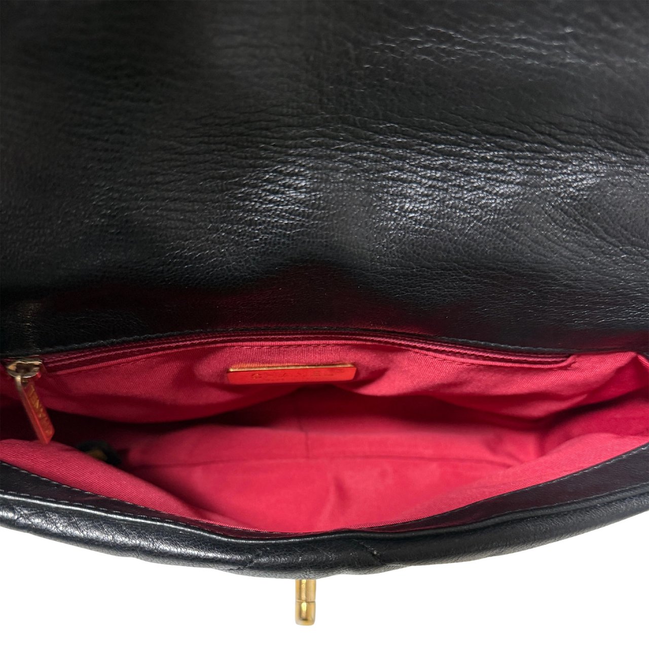 Chanel 19 Flap Bag Small Leather black / very good Zwart