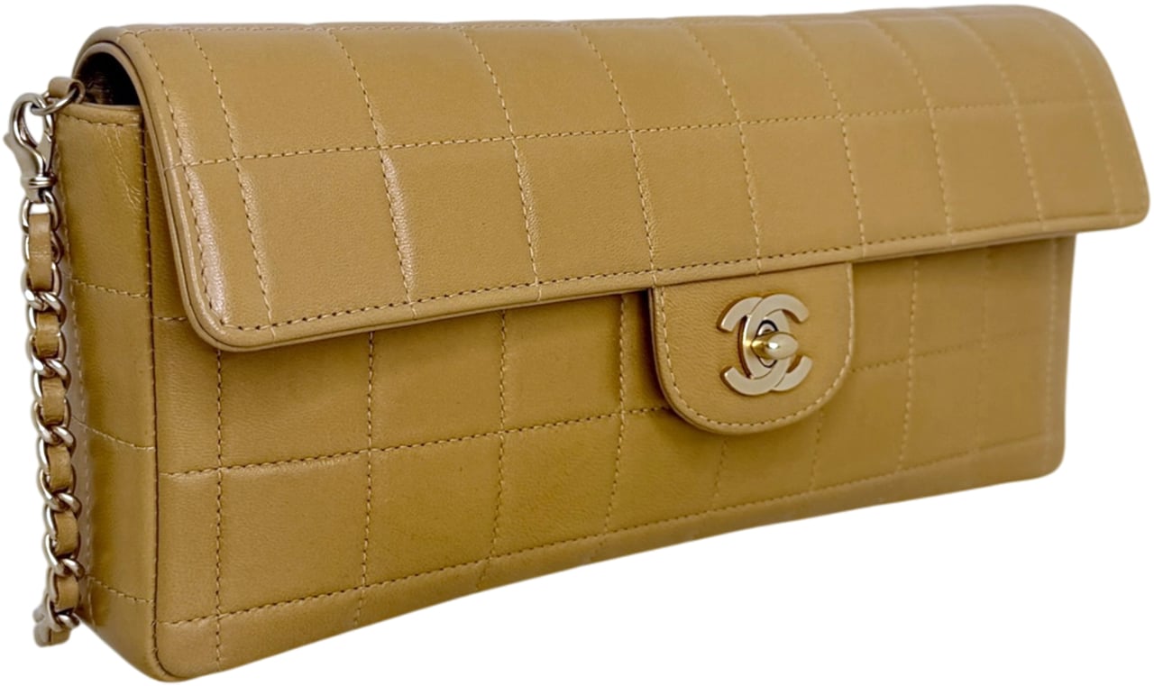 Chanel Chocolate Bar Bag Lammleder beige / sehr gut Beige