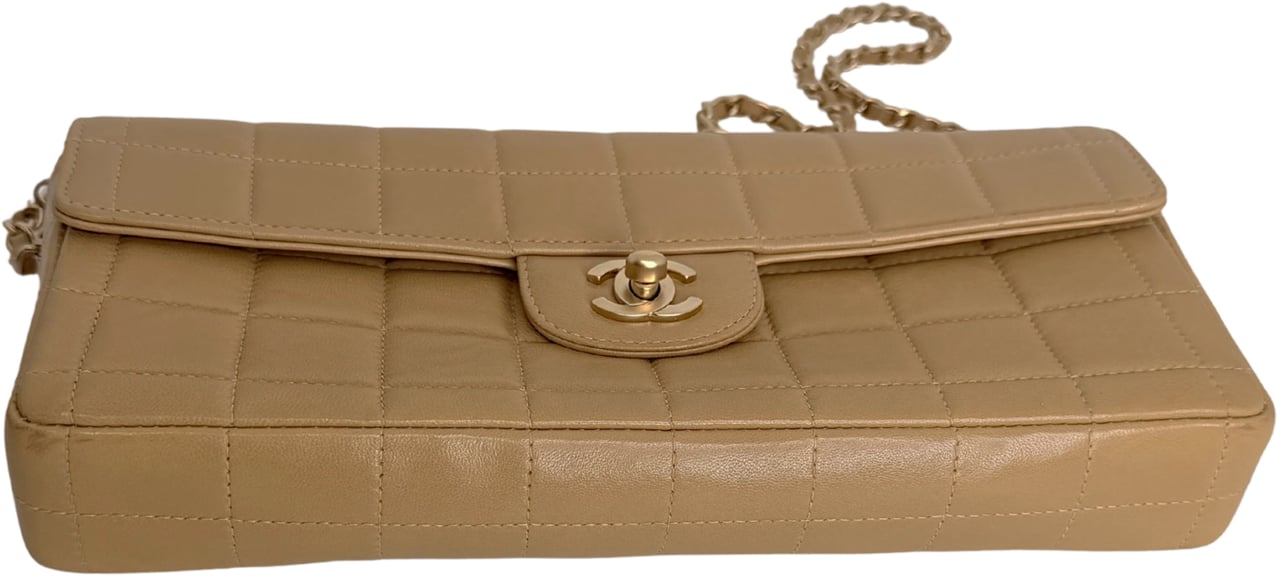 Chanel Chocolate Bar Bag Lammleder beige / sehr gut Beige