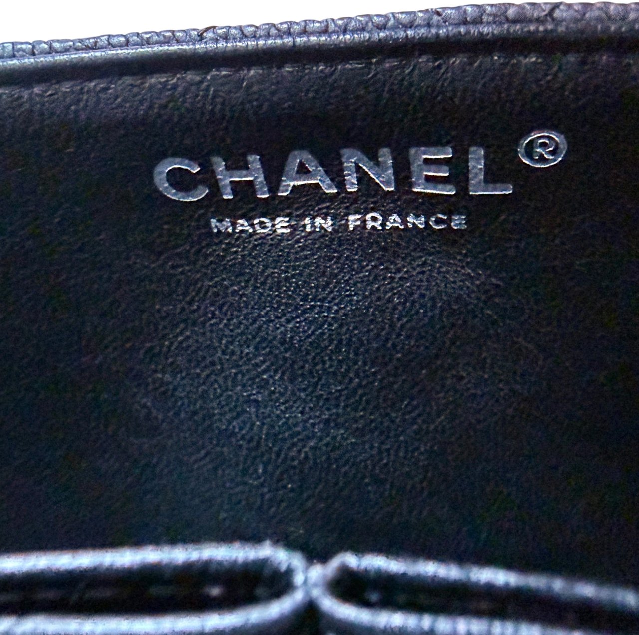 Chanel 2.55 Reissue East-West Flap Kaviarleder Grau, Ruthenium / neuwertig Grijs