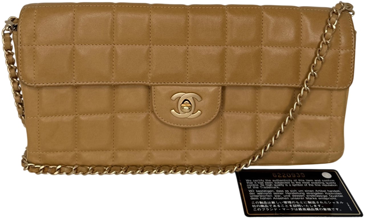 Chanel Chocolate Bar Bag Lammleder braun / sehr gut Bruin